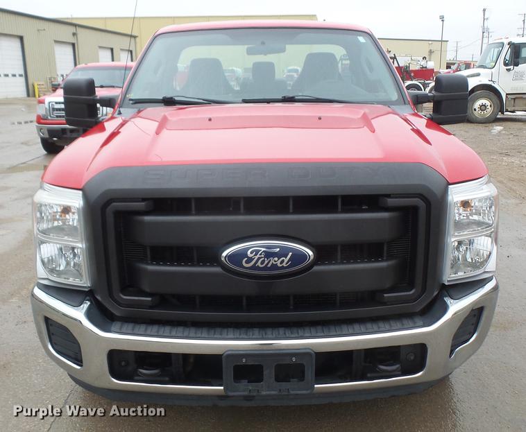 image for item DF7668 2011 Ford F250 Super Duty pickup truck