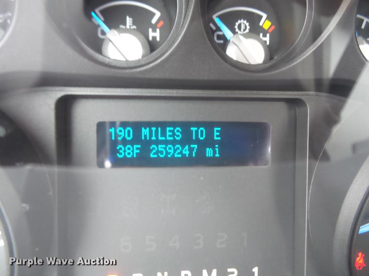 image for item DF7668 2011 Ford F250 Super Duty pickup truck