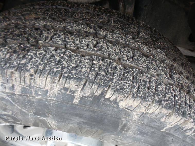 image for item DF7668 2011 Ford F250 Super Duty pickup truck