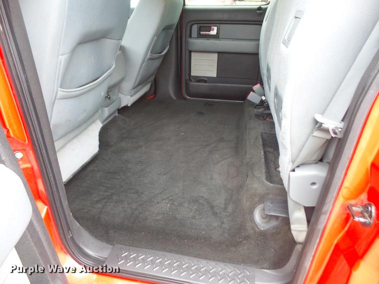 image for item DF7670 2014 Ford F150 Super Crew pickup truck