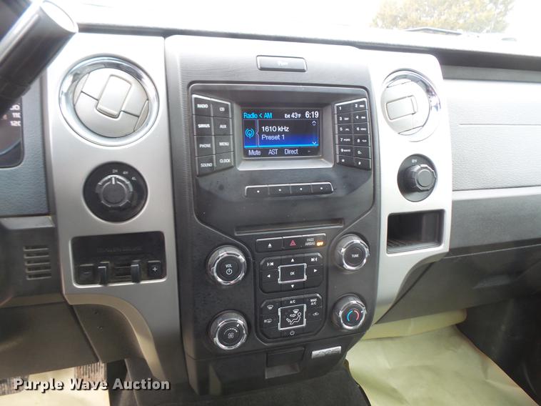 image for item DF7670 2014 Ford F150 Super Crew pickup truck