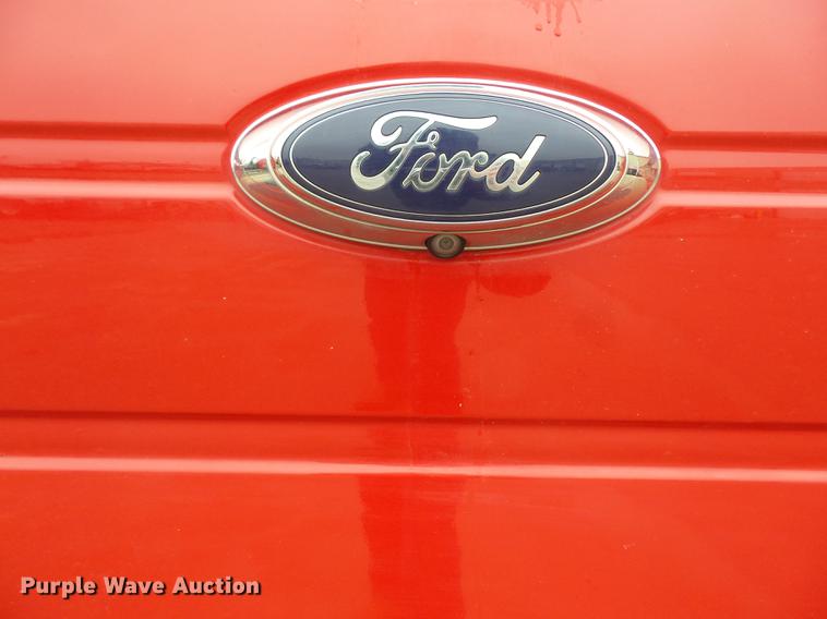 image for item DF7670 2014 Ford F150 Super Crew pickup truck