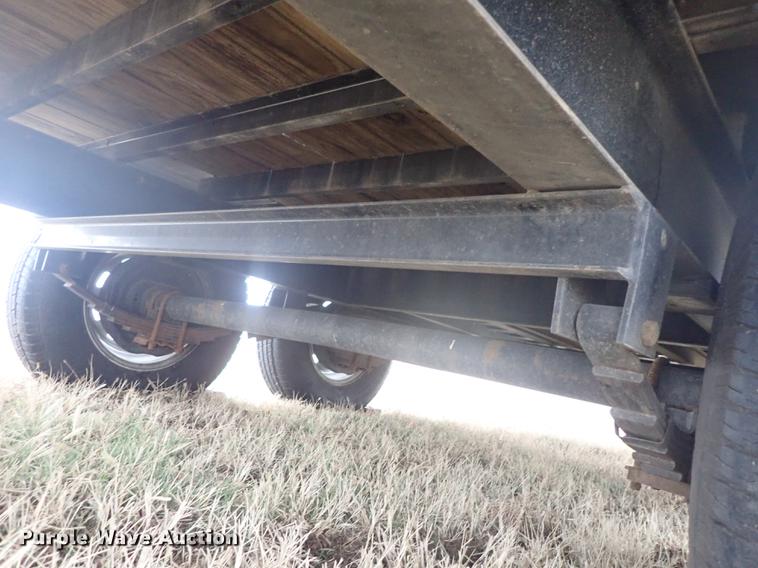 image for item DF8761 2015 PJ Trailers F8202 utility trailer