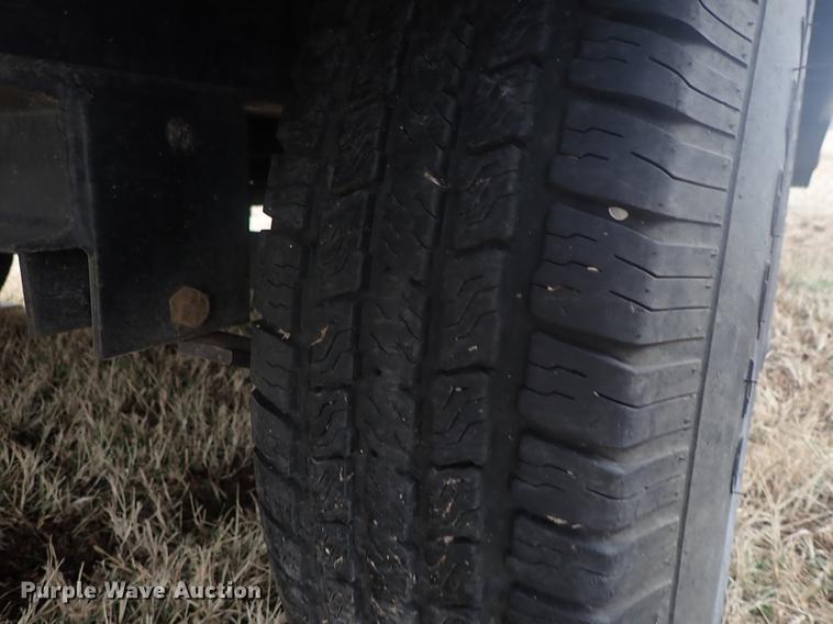 image for item DF8761 2015 PJ Trailers F8202 utility trailer