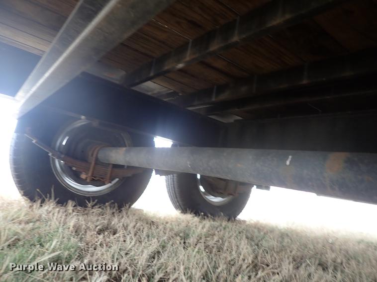 image for item DF8761 2015 PJ Trailers F8202 utility trailer