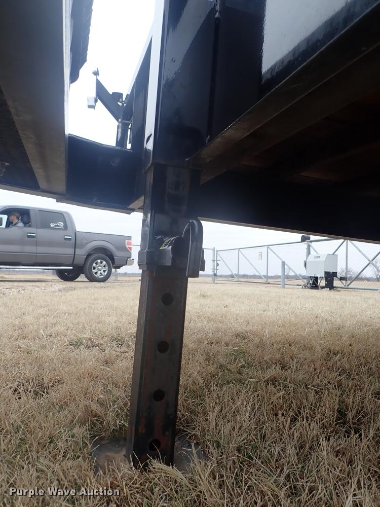 image for item DF8761 2015 PJ Trailers F8202 utility trailer