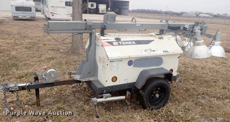 image for item DF8762 Terex RL4000 light plant