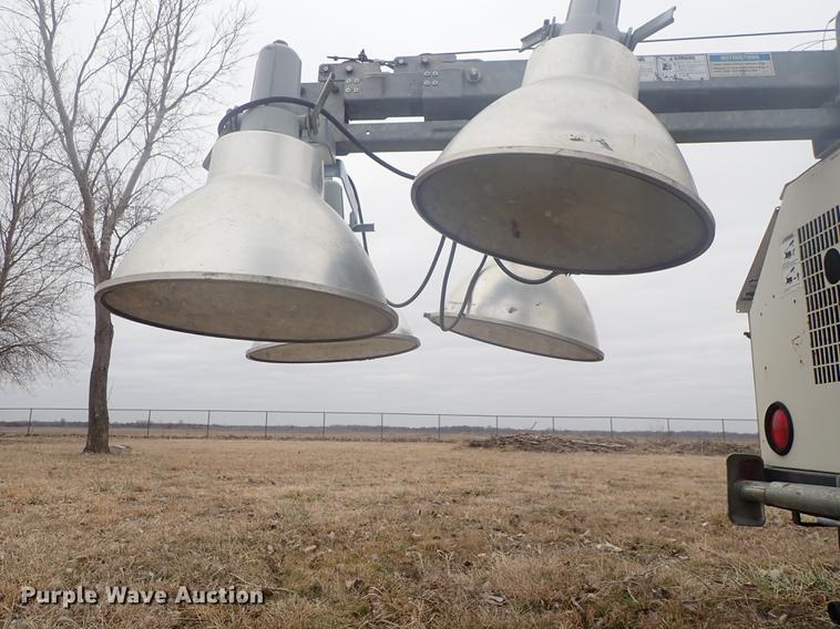 image for item DF8762 Terex RL4000 light plant