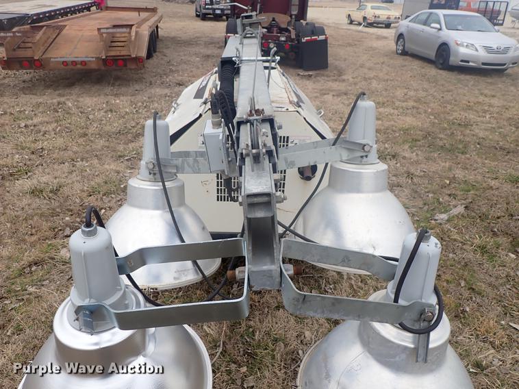 image for item DF8762 Terex RL4000 light plant