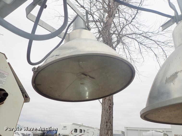 image for item DF8762 Terex RL4000 light plant