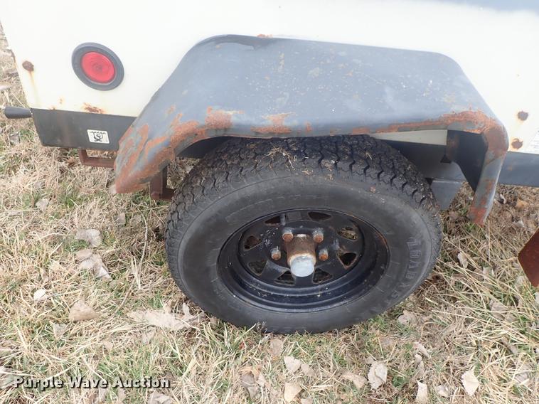 image for item DF8762 Terex RL4000 light plant