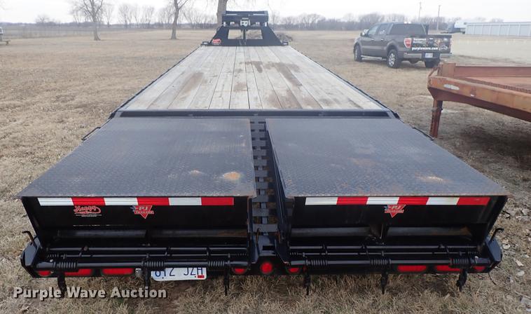 image for item DF8763 2017 PJ FD322 equipment trailer