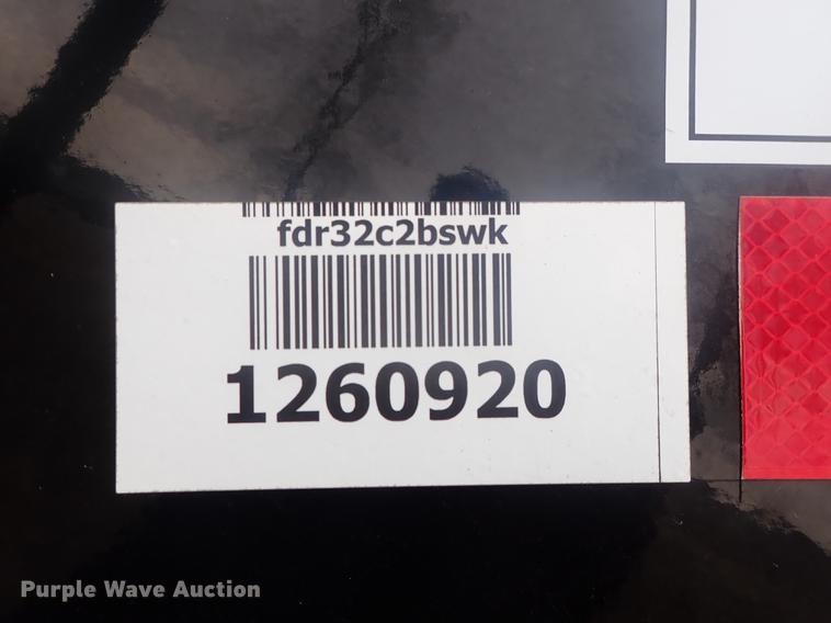 image for item DF8763 2017 PJ FD322 equipment trailer