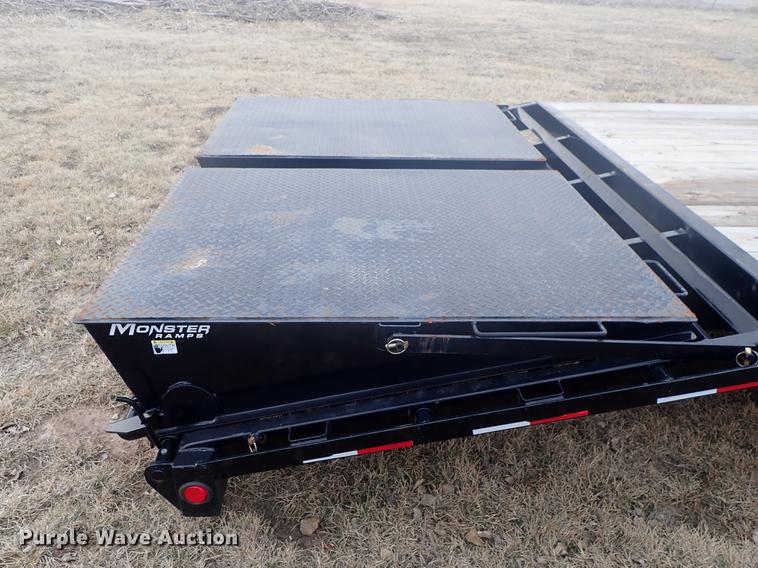image for item DF8763 2017 PJ FD322 equipment trailer