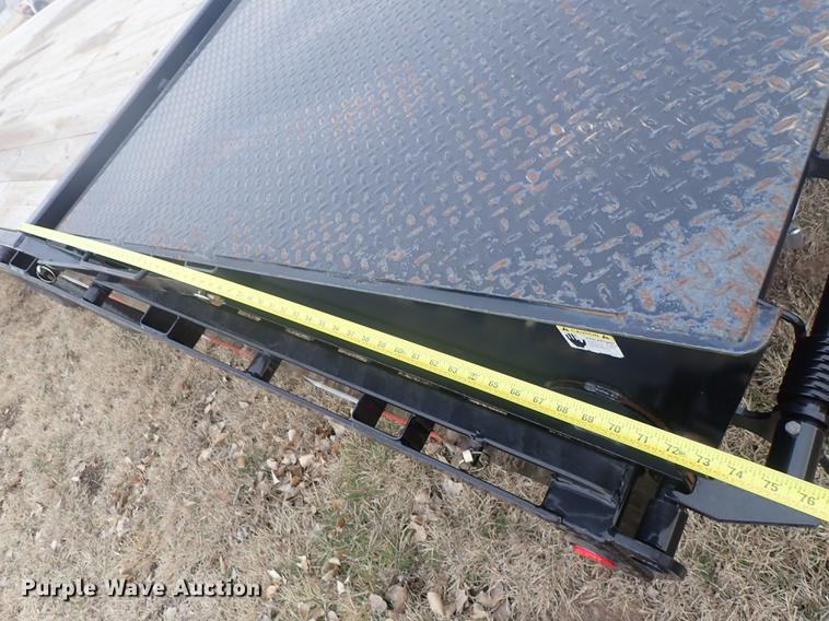 image for item DF8763 2017 PJ FD322 equipment trailer