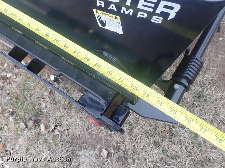 image for item DF8763 2017 PJ FD322 equipment trailer