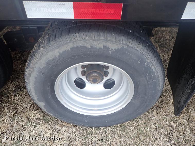 image for item DF8763 2017 PJ FD322 equipment trailer