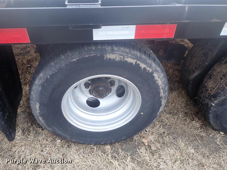 image for item DF8763 2017 PJ FD322 equipment trailer