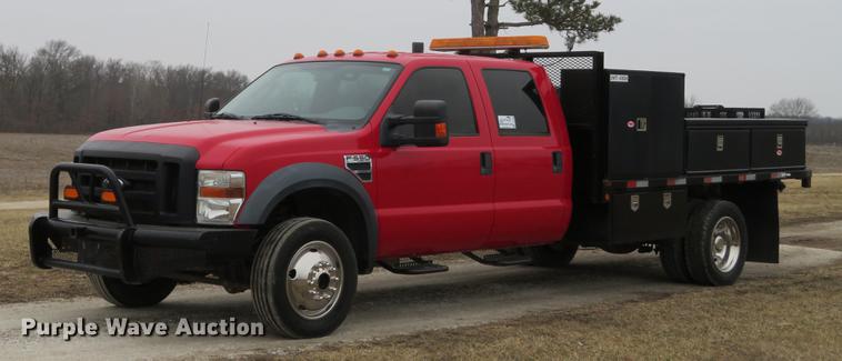 image for item DG3888 2008 Ford F550 Super Duty XL Crew Cab flatbed pickup truck