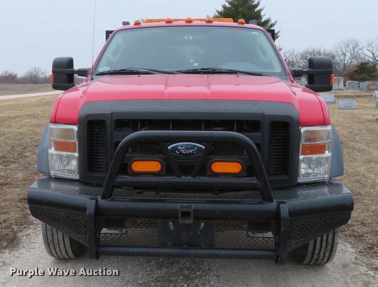 image for item DG3888 2008 Ford F550 Super Duty XL Crew Cab flatbed pickup truck
