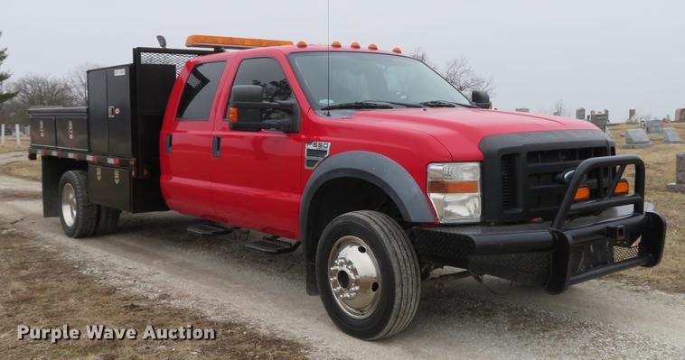 image for item DG3888 2008 Ford F550 Super Duty XL Crew Cab flatbed pickup truck