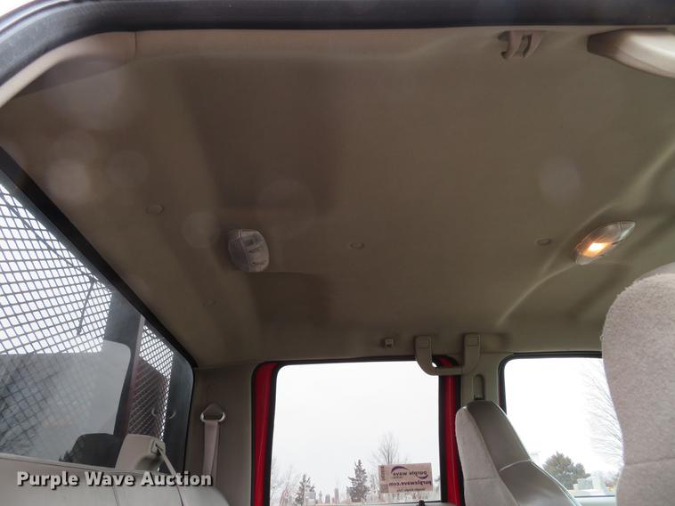 image for item DG3888 2008 Ford F550 Super Duty XL Crew Cab flatbed pickup truck