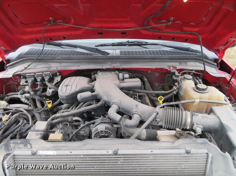 image for item DG3888 2008 Ford F550 Super Duty XL Crew Cab flatbed pickup truck