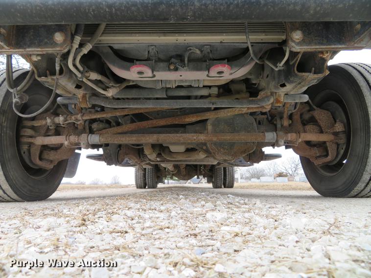 image for item DG3888 2008 Ford F550 Super Duty XL Crew Cab flatbed pickup truck