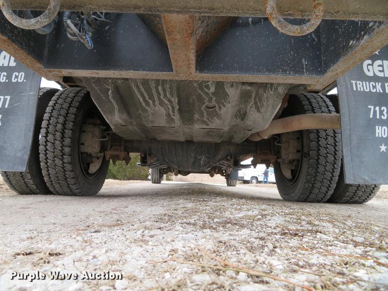 image for item DG3888 2008 Ford F550 Super Duty XL Crew Cab flatbed pickup truck