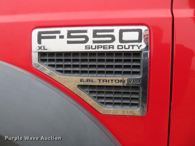 image for item DG3888 2008 Ford F550 Super Duty XL Crew Cab flatbed pickup truck