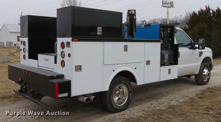 image for item DG3889 2008 Ford F350 Super Duty XL utility bed pickup truck