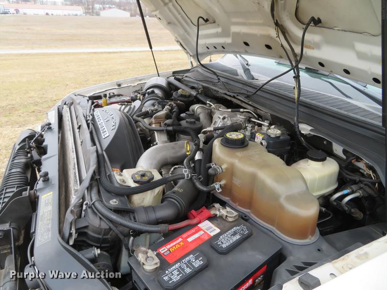 image for item DG3889 2008 Ford F350 Super Duty XL utility bed pickup truck