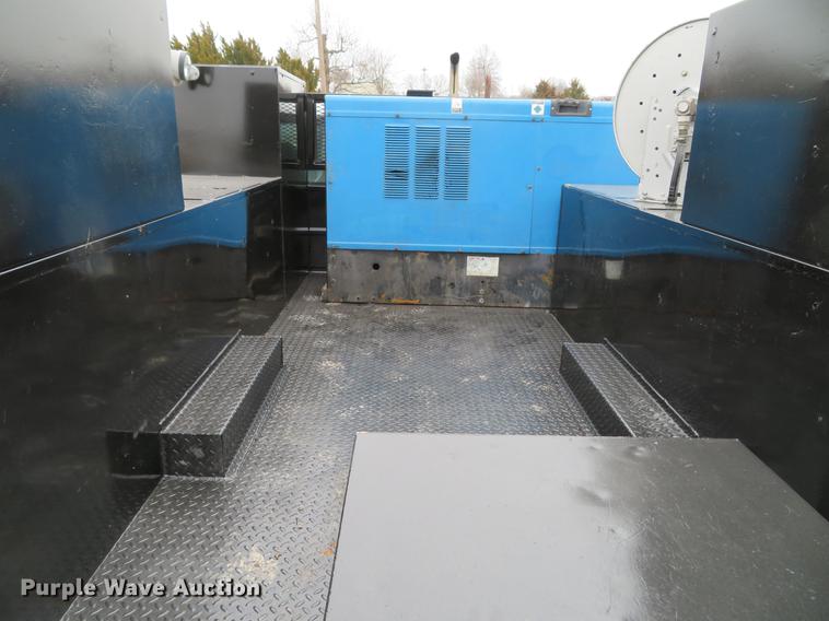 image for item DG3889 2008 Ford F350 Super Duty XL utility bed pickup truck