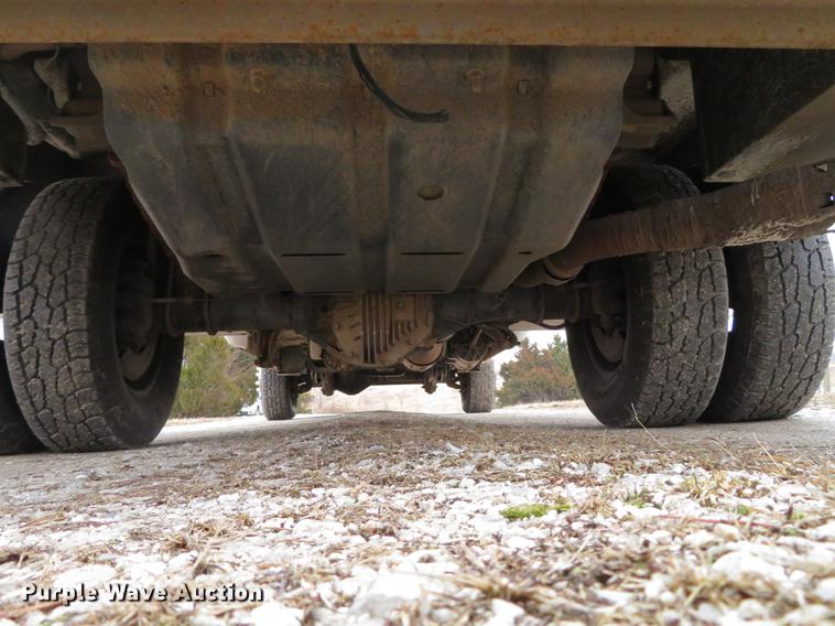 image for item DG3889 2008 Ford F350 Super Duty XL utility bed pickup truck