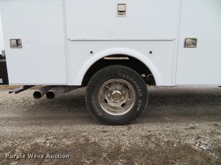 image for item DG3889 2008 Ford F350 Super Duty XL utility bed pickup truck