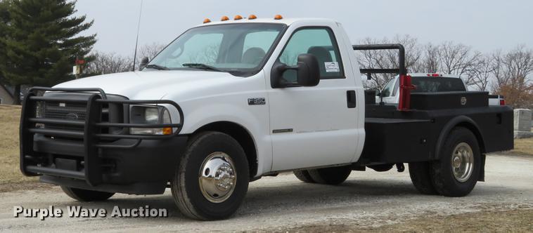 image for item DG3891 2002 Ford F350 Super Duty XL flatbed