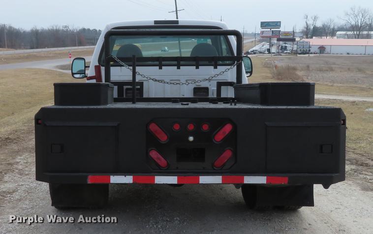 image for item DG3891 2002 Ford F350 Super Duty XL flatbed