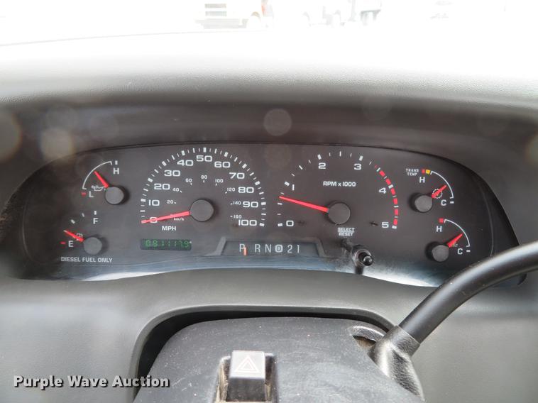 image for item DG3891 2002 Ford F350 Super Duty XL flatbed