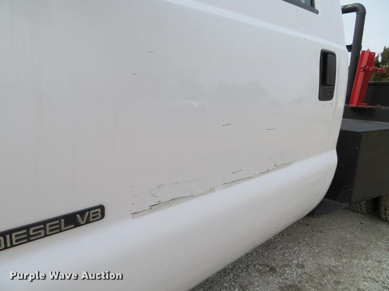 image for item DG3891 2002 Ford F350 Super Duty XL flatbed