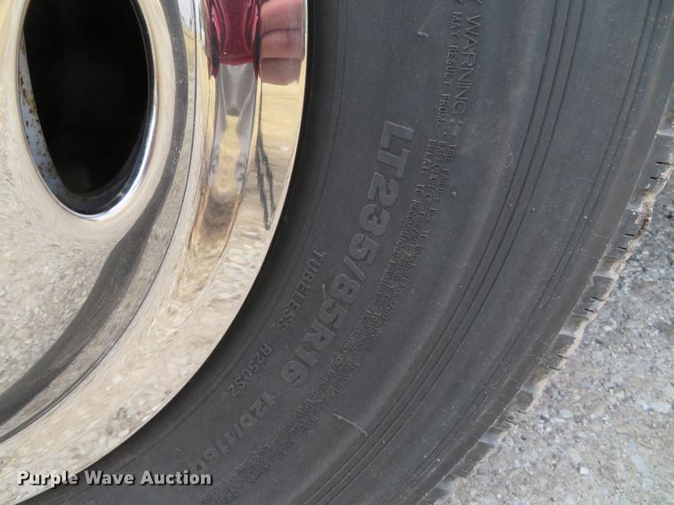 image for item DG3891 2002 Ford F350 Super Duty XL flatbed