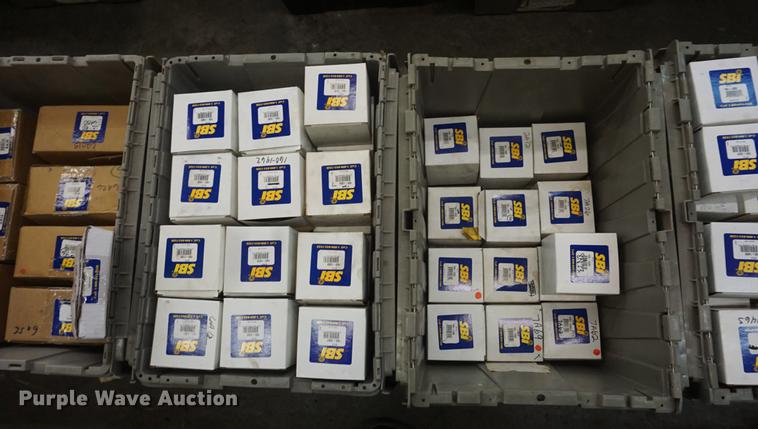 image for item DI9353 Valves and valve springs