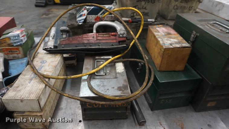 image for item DI9356 Injector line tube replacement tooling