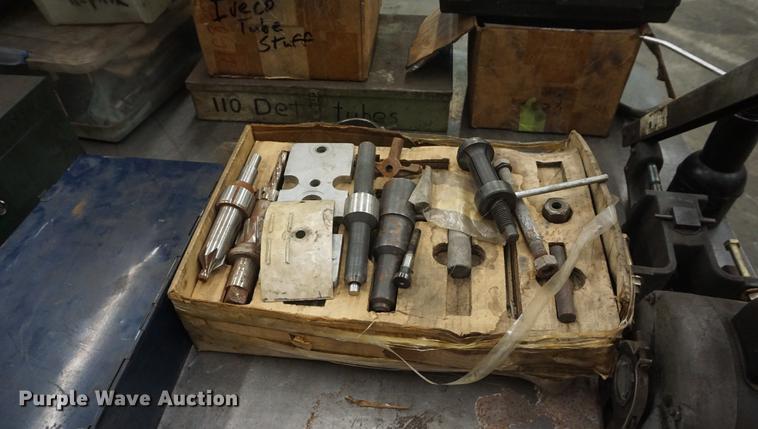 image for item DI9356 Injector line tube replacement tooling