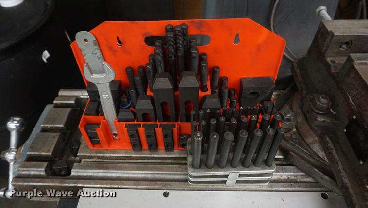 image for item DI9360 Clausing Kondia milling machine