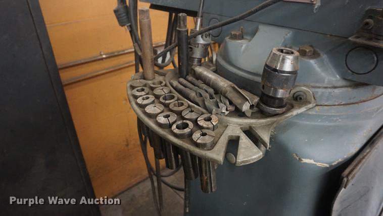 image for item DI9360 Clausing Kondia milling machine