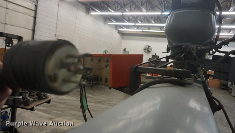 image for item DI9360 Clausing Kondia milling machine