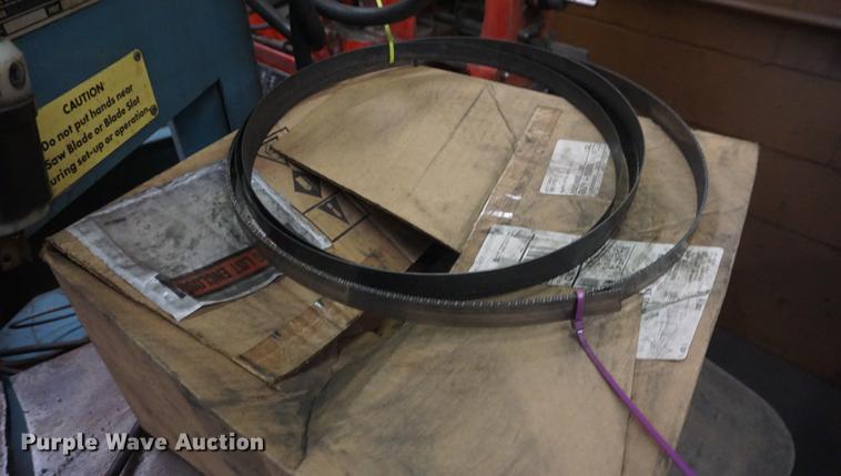 image for item DI9371 Roll-in bandsaw