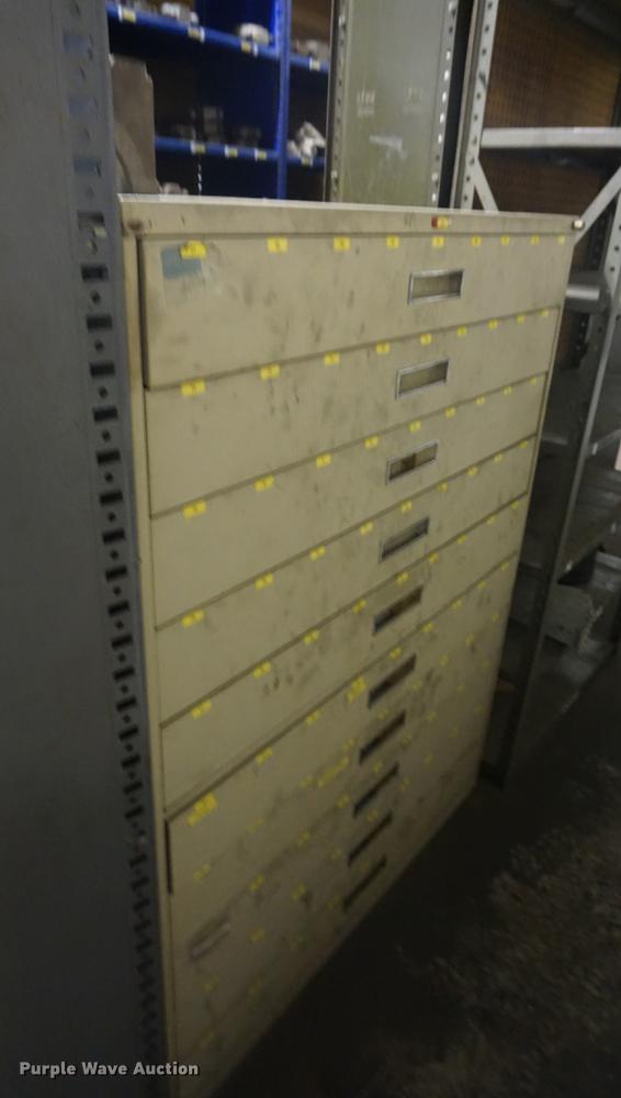 image for item DI9379 (6) cabinets