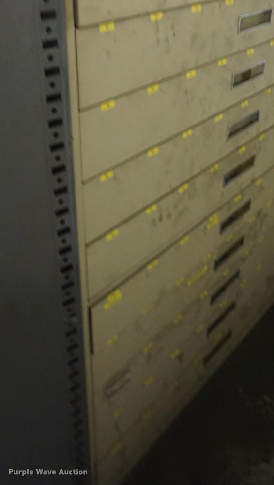 image for item DI9379 (6) cabinets