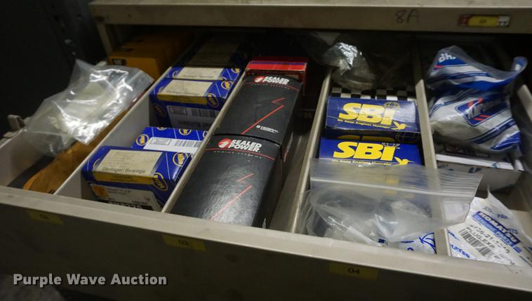 image for item DI9379 (6) cabinets